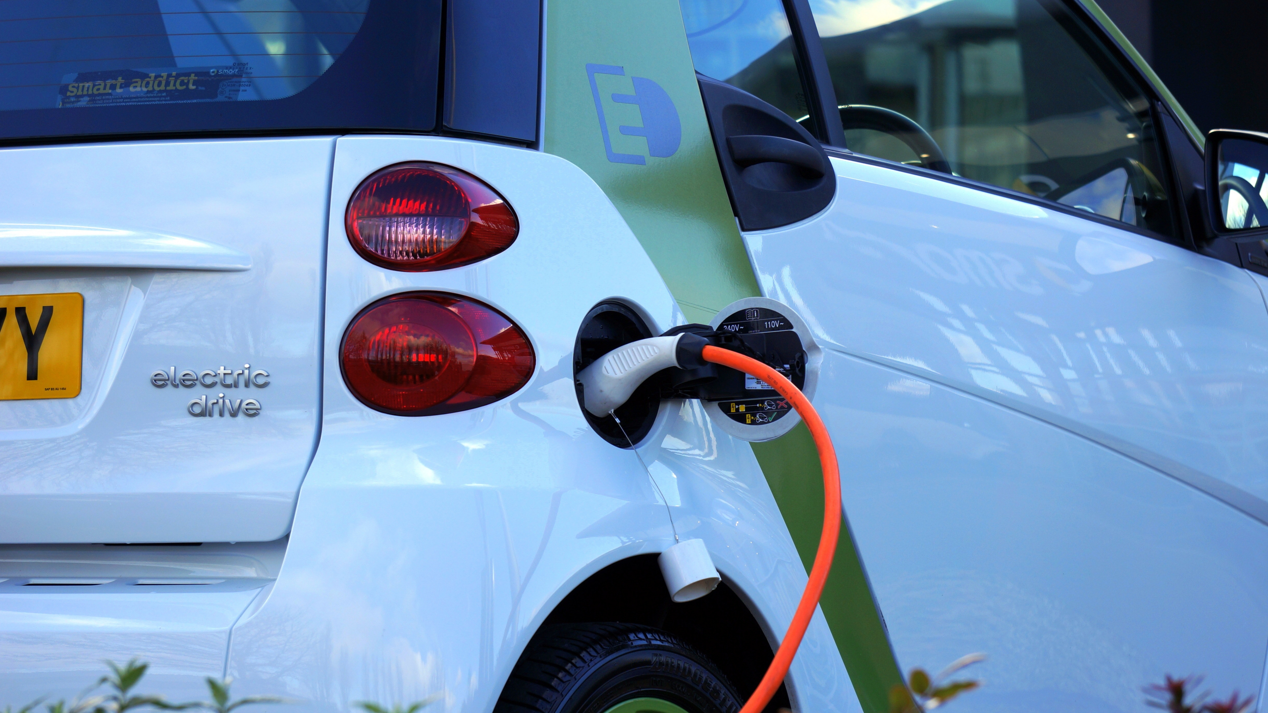 Podpora nabíjačiek pre elektromobily – po novom už aj pre podnikateľov!